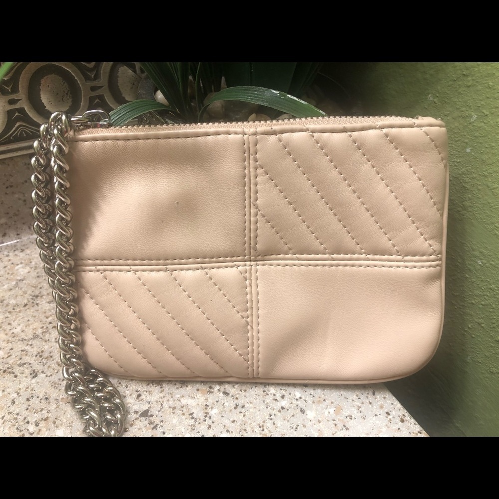 Express Wristlet - Picture 3 of 12